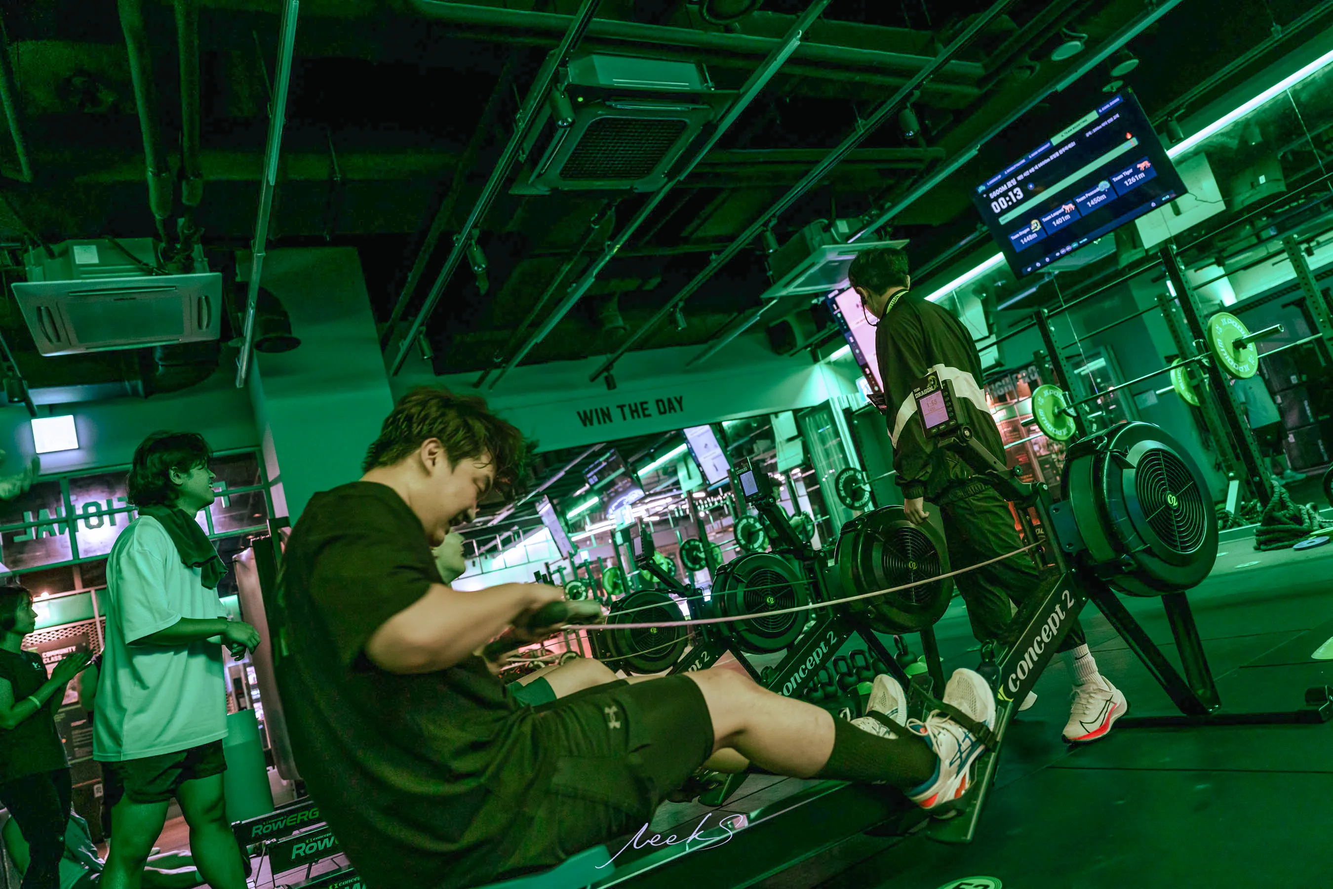 Team Butfit Background